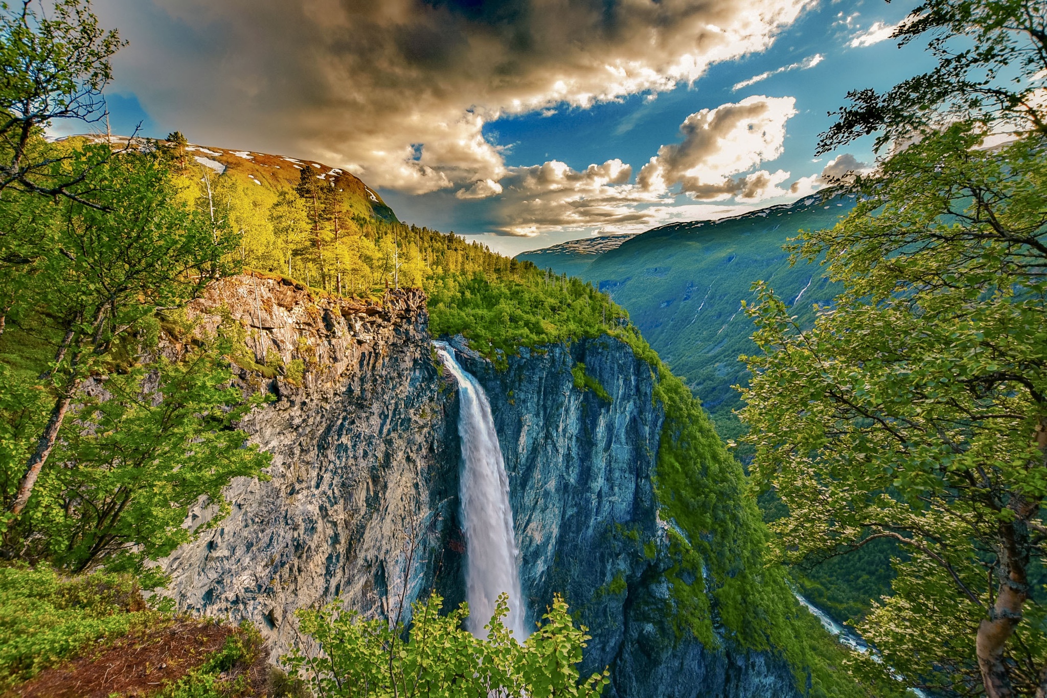 Vettisfossen i Utladalen, Årdal