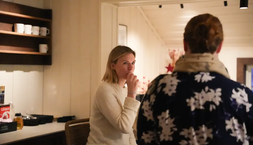 Sjokoladesmaking med Tone Log. 