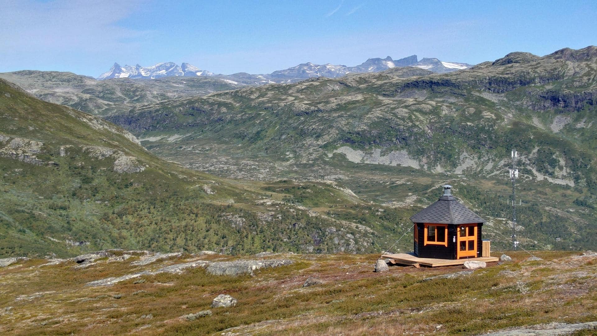 Vidsyn Eldstogo med fantastisk utsikt over Jotunheimen. 